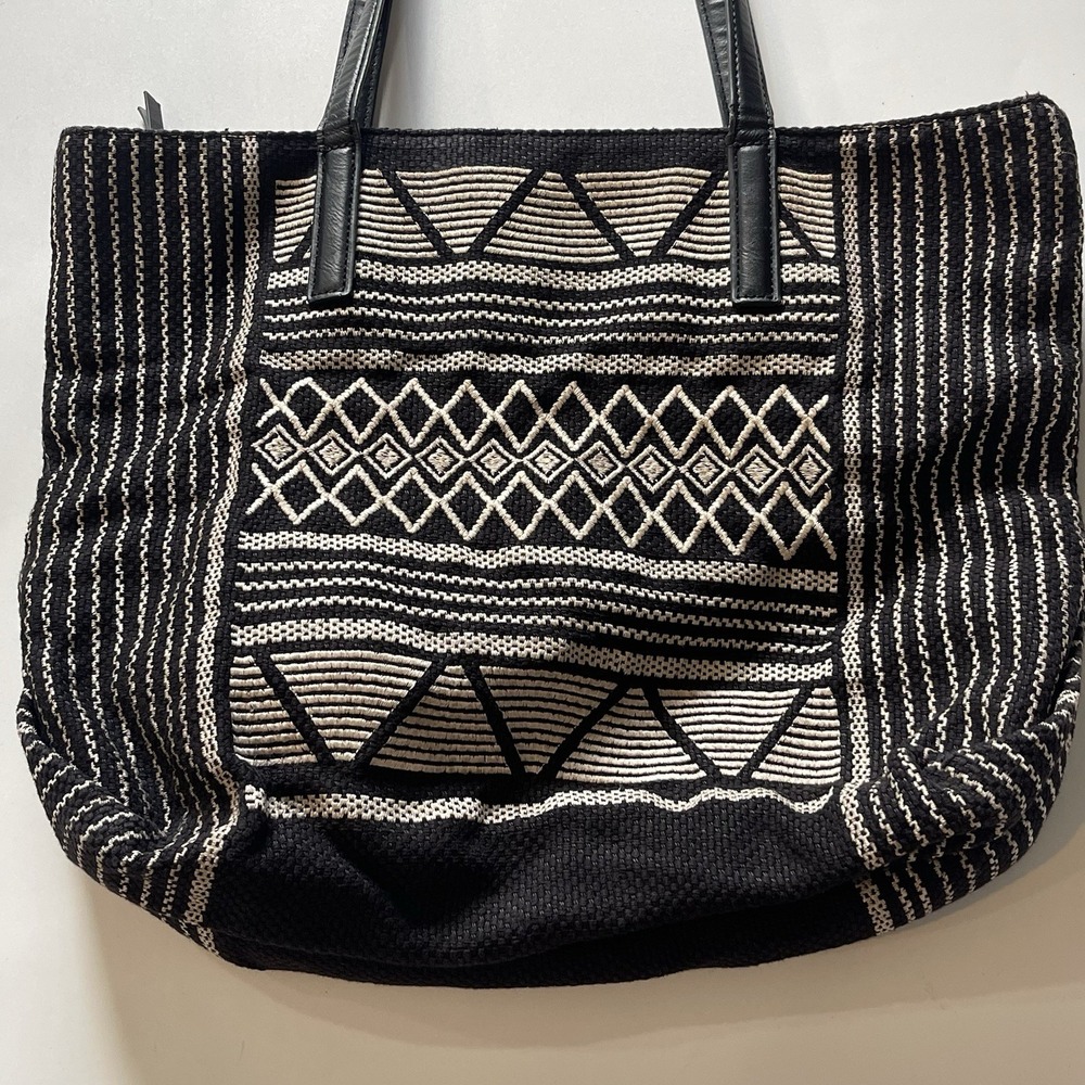 Lucky Brand Dory Tote Bag Black White Geometric Woven Canvas Embroidery Boho - Picture 2 of 11